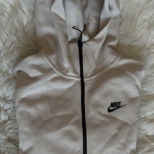 Nike Tech Fleece Zip Up Hoodie